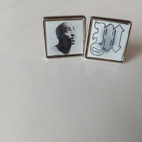 Cuff Links - Picture 3 of 4